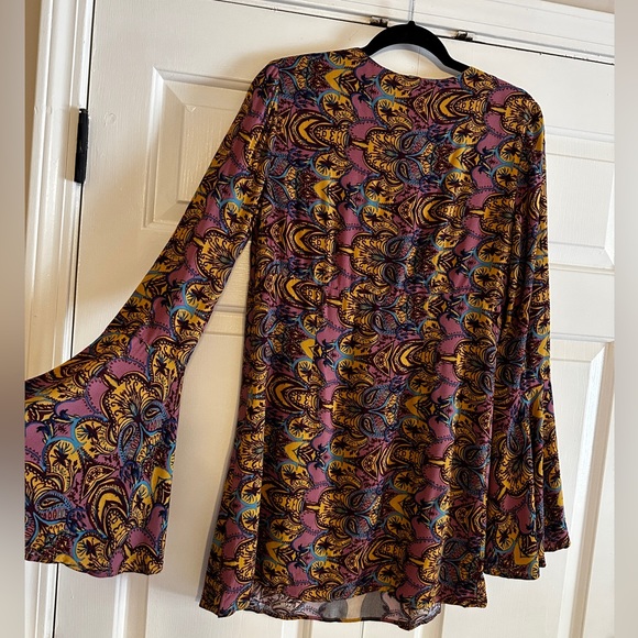 Free People Bell Sleeve Tunic Top - 4 - Picture 6 of 8